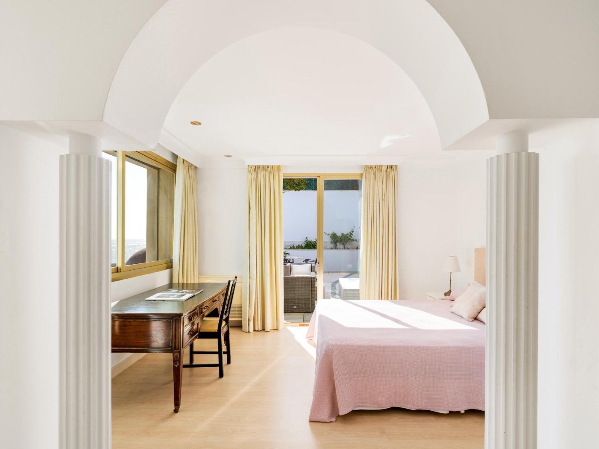 Sky Villa Μαρμπέλλα Εξωτερικό φωτογραφία